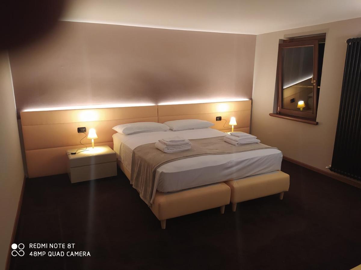 ホテル Dolomitiloungebelluno Mountain Resources エクステリア 写真