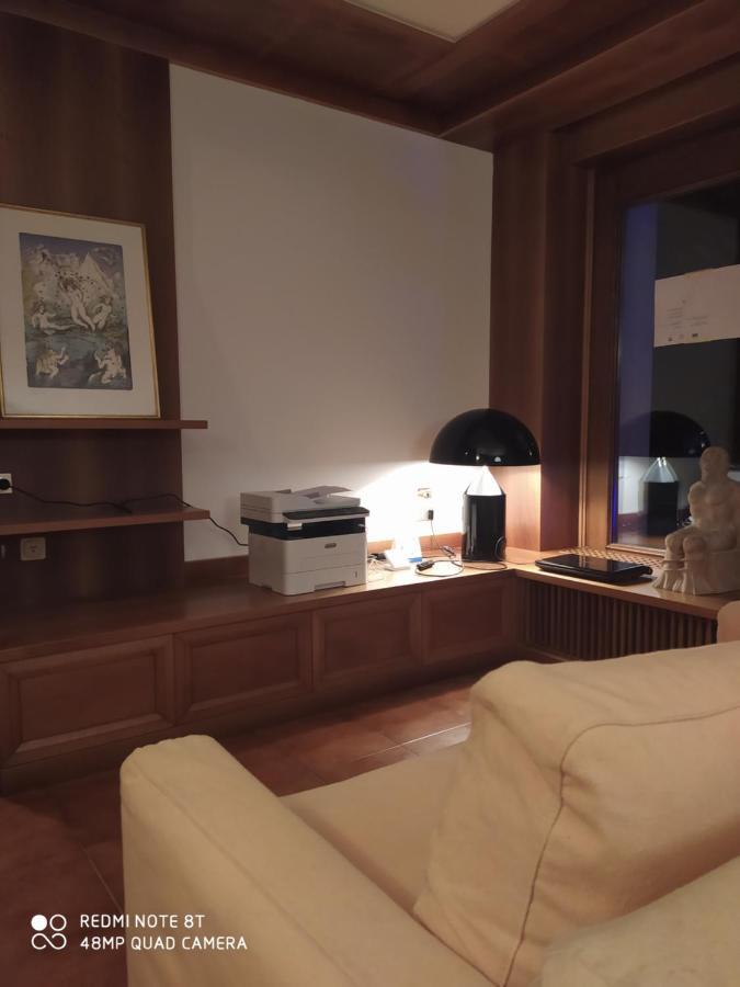 ホテル Dolomitiloungebelluno Mountain Resources エクステリア 写真